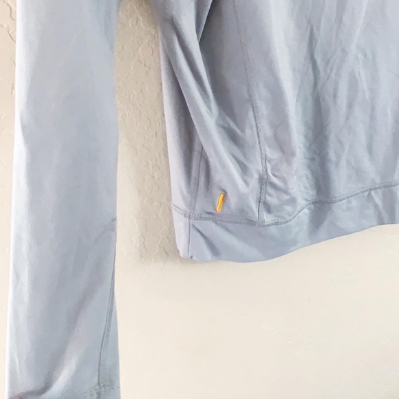 Lucy Lucytech Light Gray Comfortable Pullover Athletic Top‎ - Picture 8 of 8